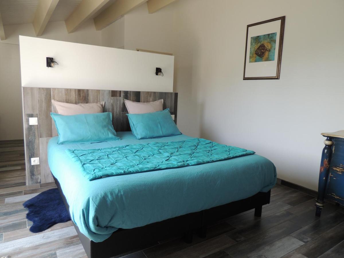 Laubertiere Bed & Breakfast Marennes  Exterior photo